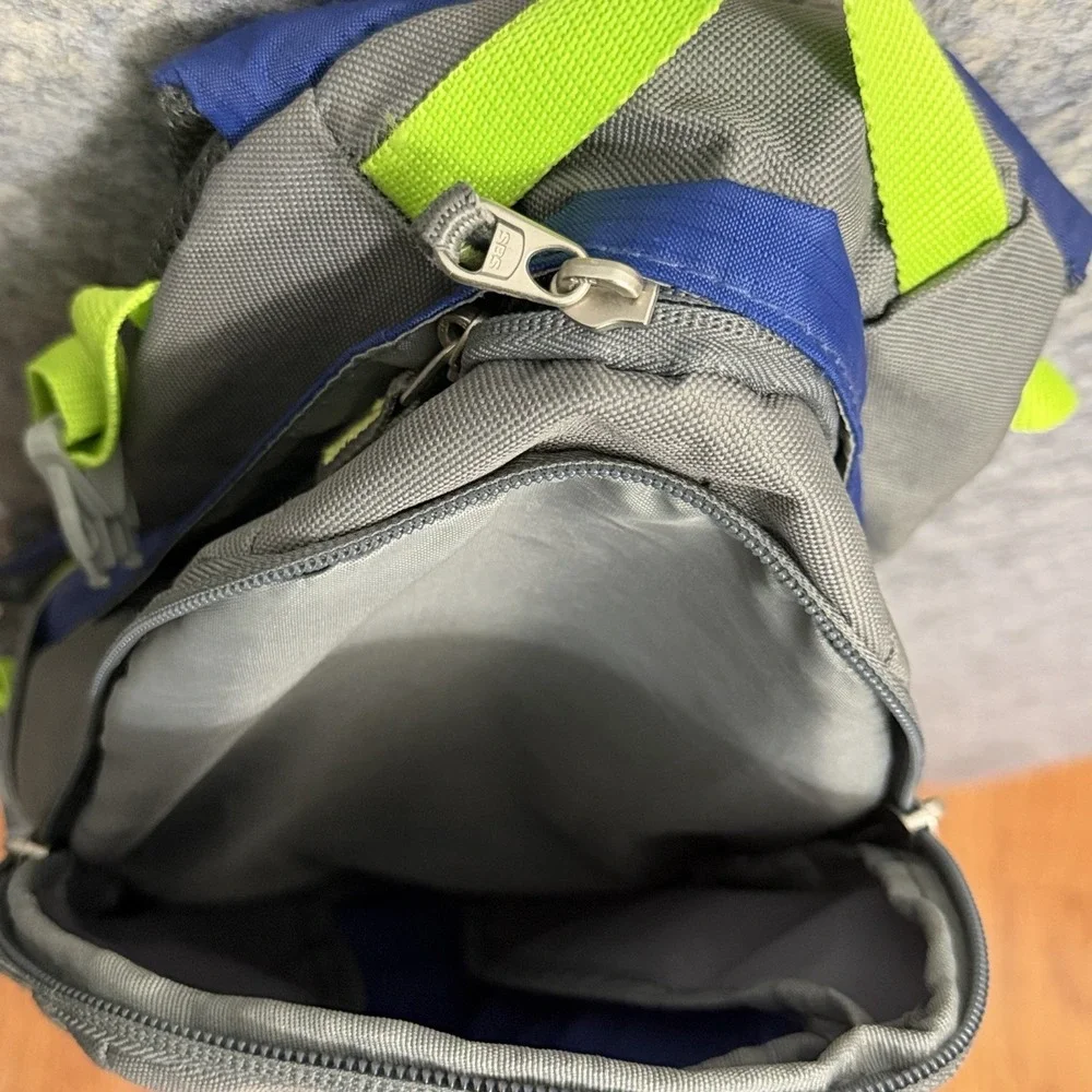 Outdoor Products 13L Hydration Backpack 2L Bladder Hiking Bike Blue Gray
